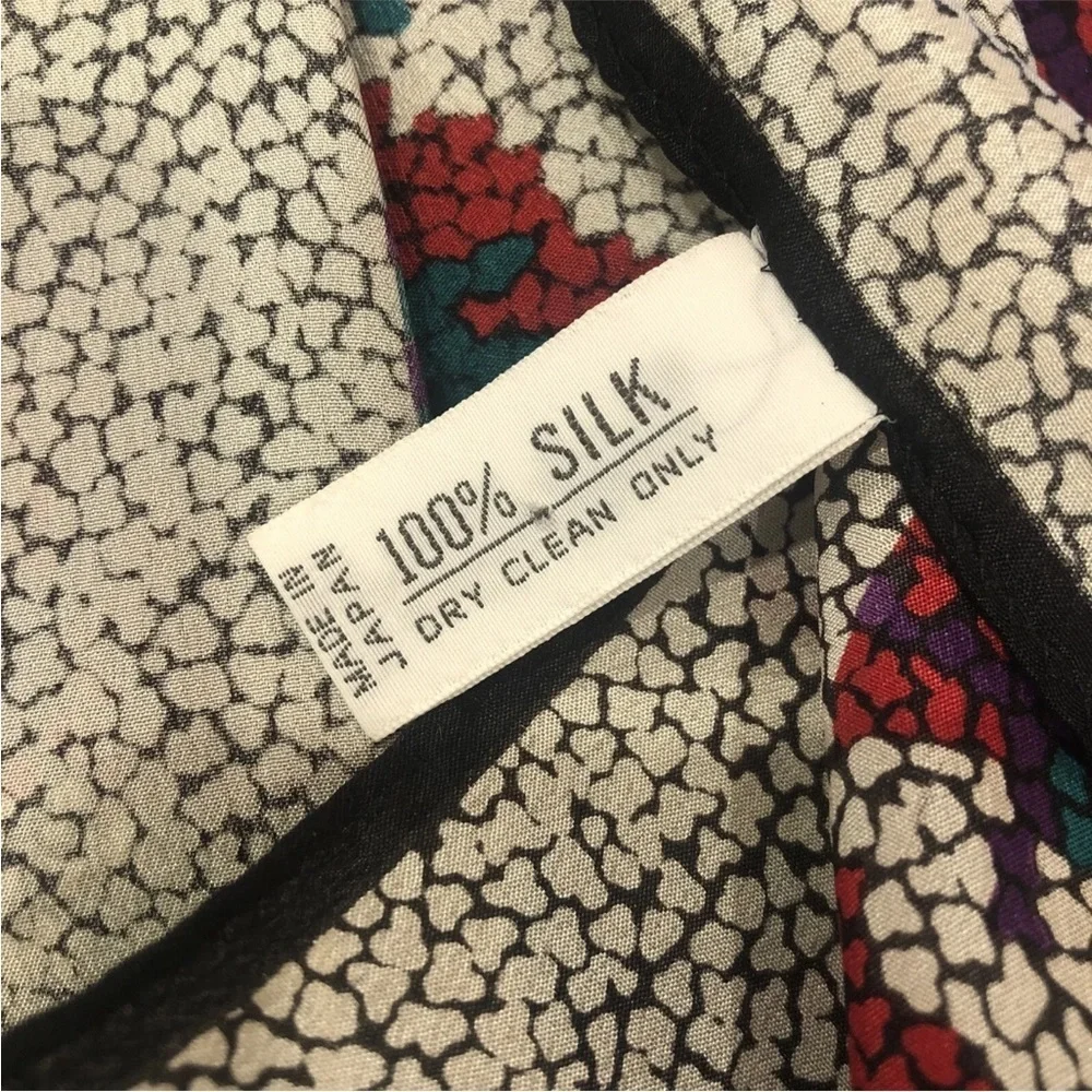 Vtg Christian Dior Silk Scarf Logo Fall Leaves Classic Echarpes 34 X 34 square - Picture 8 of 11